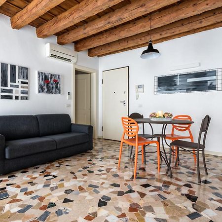 Lovely Apartment In Виченца Екстериор снимка
